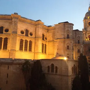 https://atico-cister-frente-a-catedral.es-andalucia.com